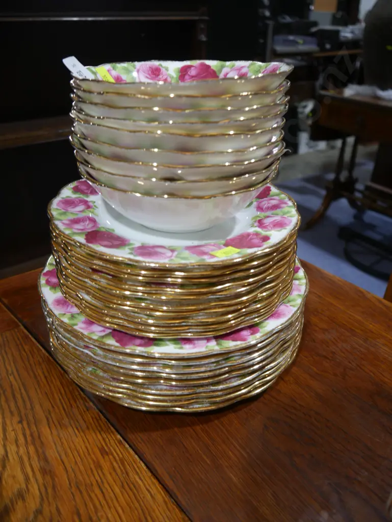 Old English rose plates Image 1++