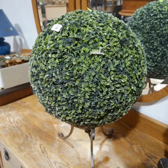 Artificial flowers ball and stand