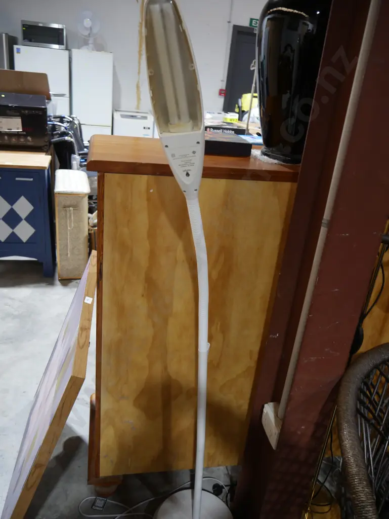 Floor lamp Image 1++