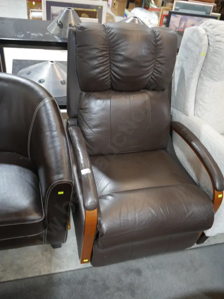 Brown leather recliner armchair Image 1++