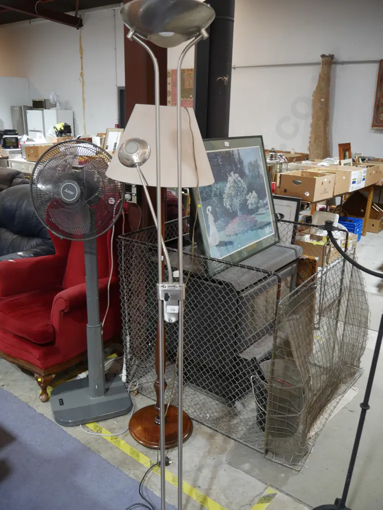 Floor lamp Image 1++