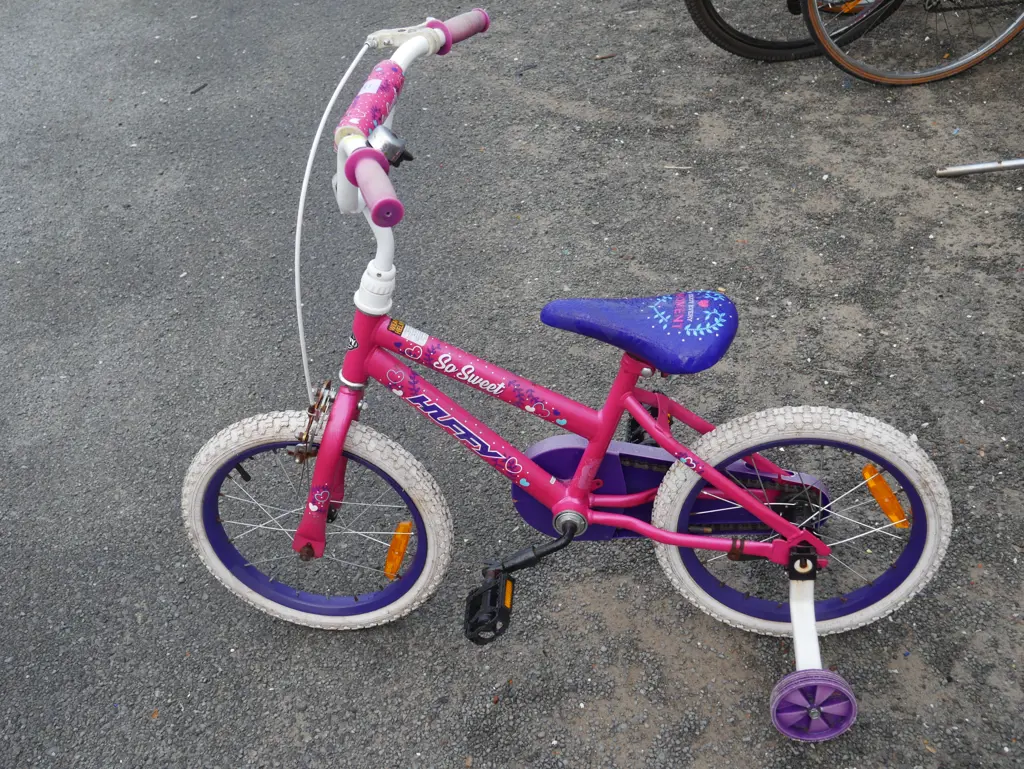Child's Huffy bike Image 1++