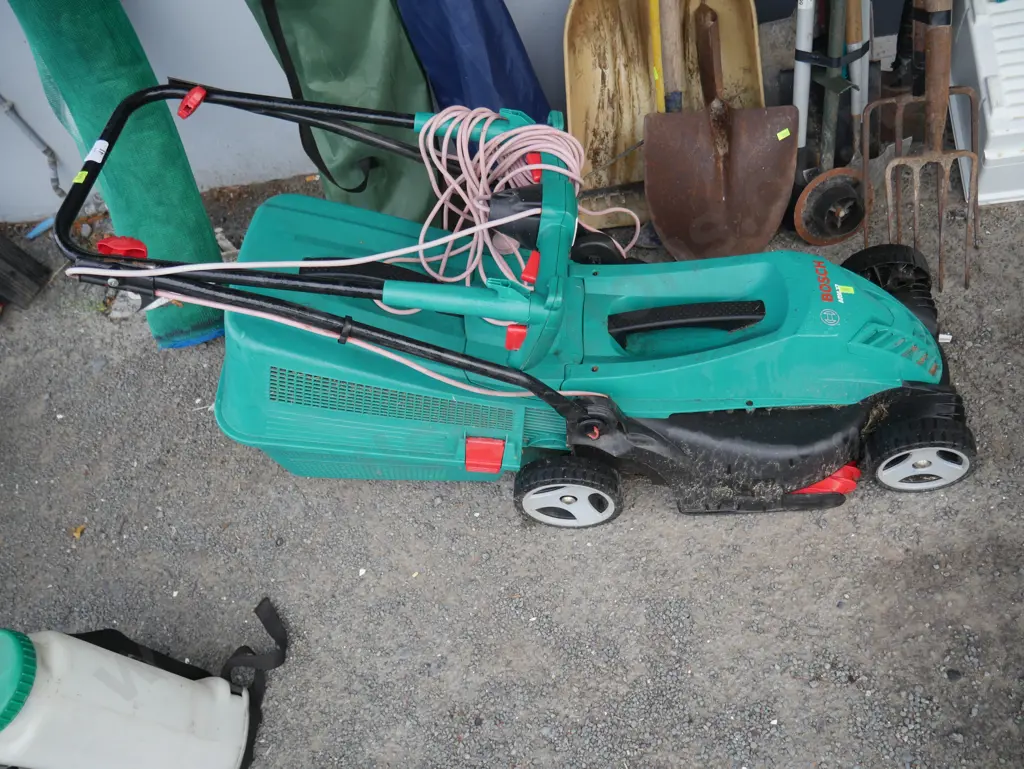 Bosch electric lawn mower Image 1++