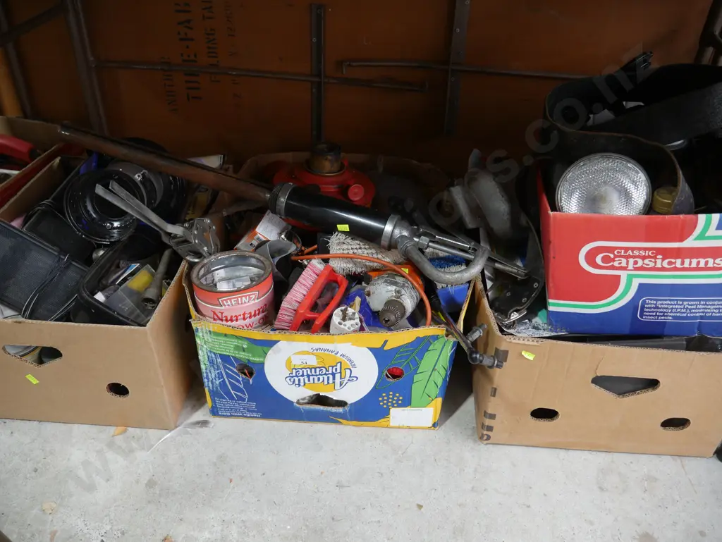 4 boxes of assorted sundries Image 1++