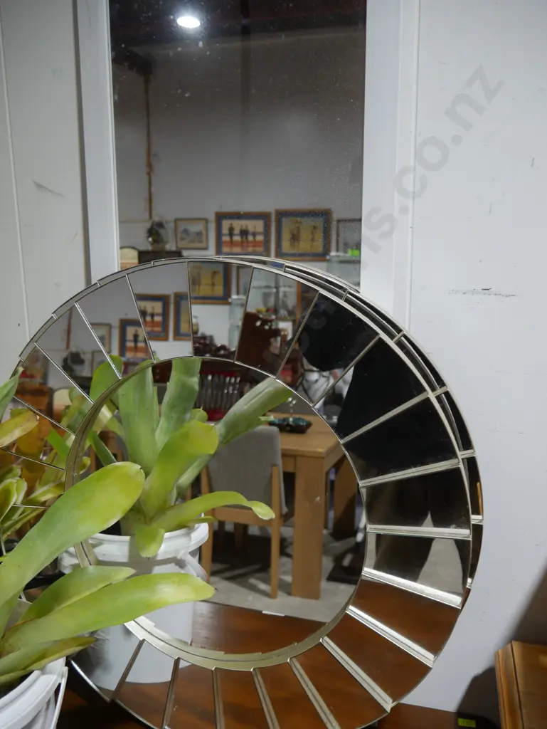 5 assorted mirrors Image 1++