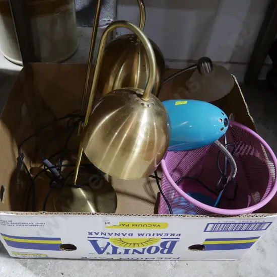 Assorted lamps etc