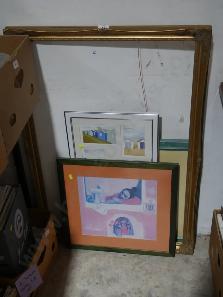 Assorted picture frames Image 1++