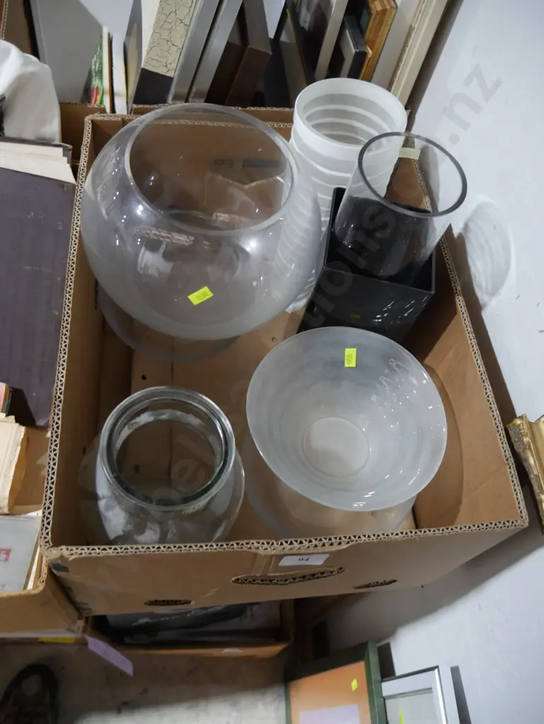 Glass vases etc Image 1++