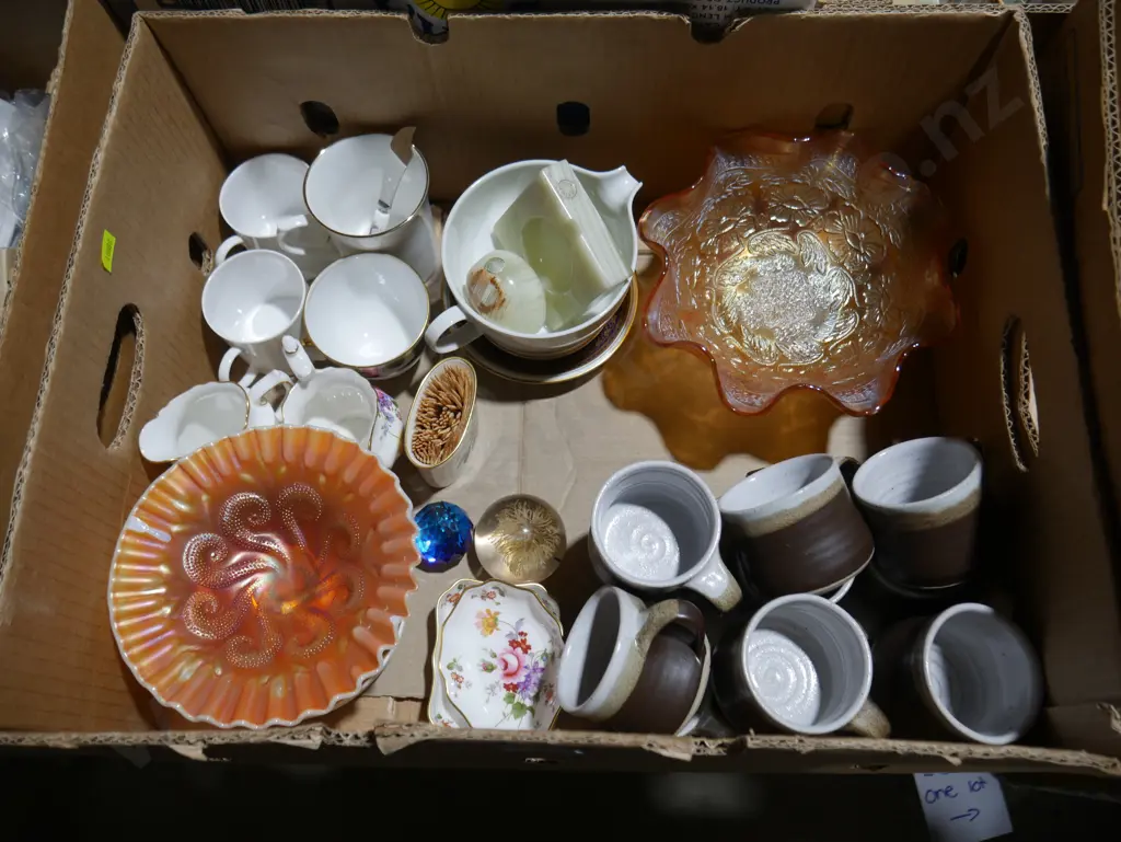 Carnival glass, china etc Image 1++