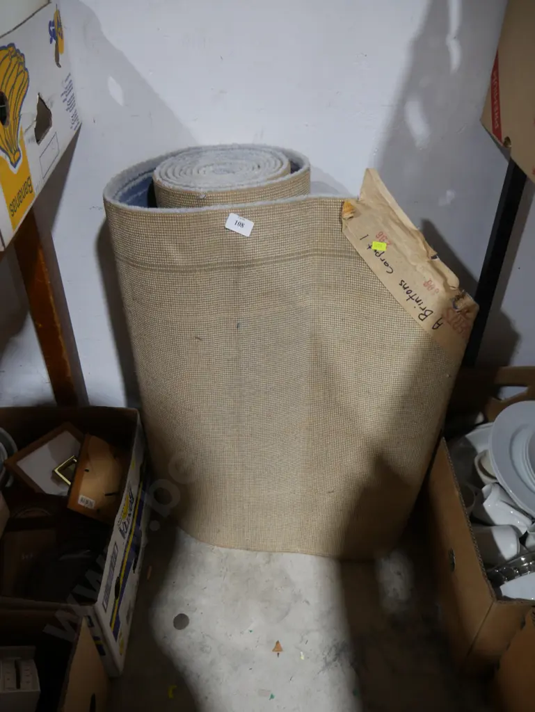 Roll of carpet off cut Image 1++