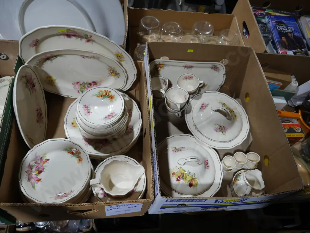 2 boxes of Royal Doulton dinnerware Image 1++