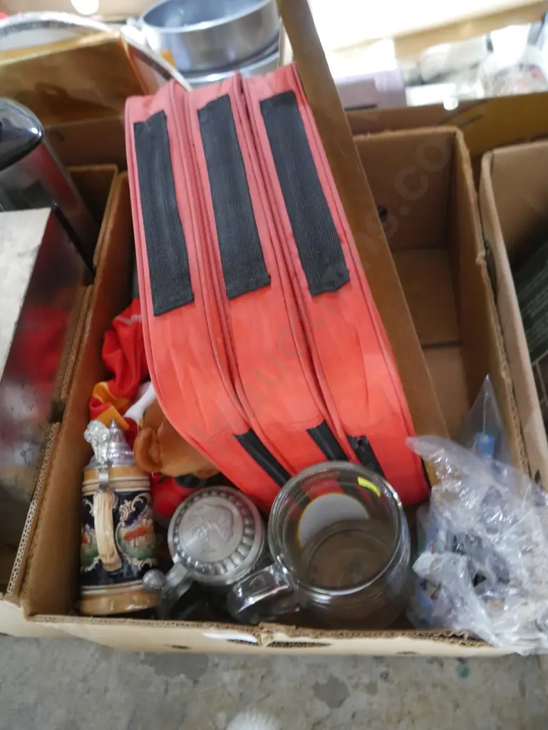 Crusader cushions, beer sign etc Image 1++