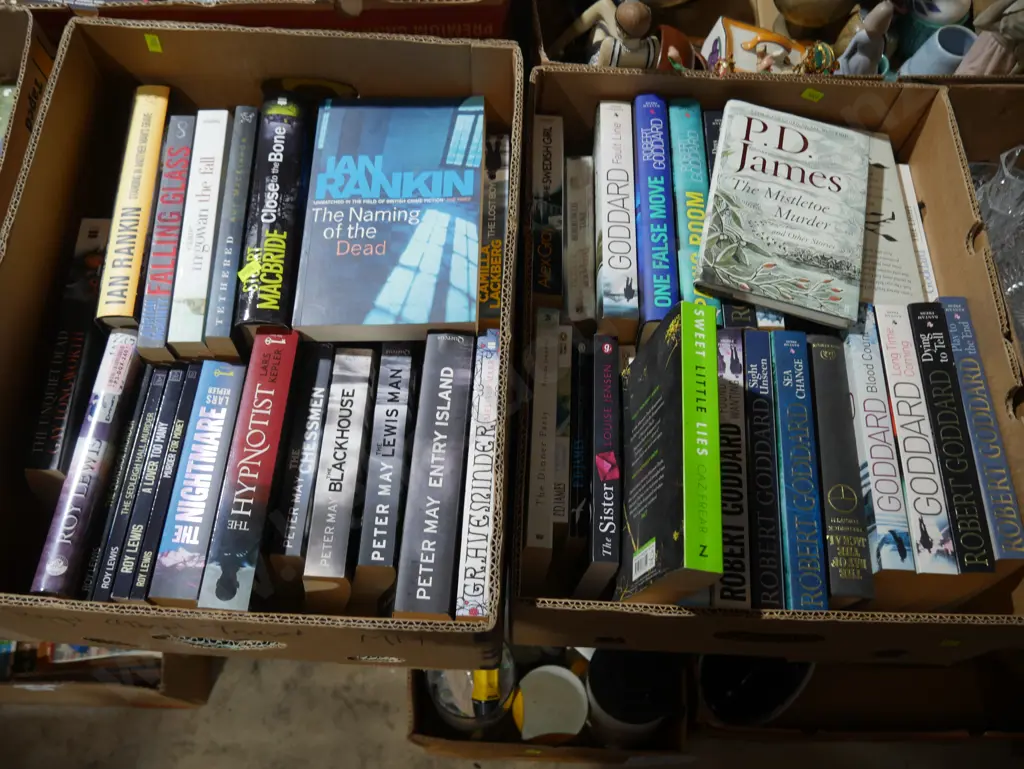 6 boxes of books Image 1++