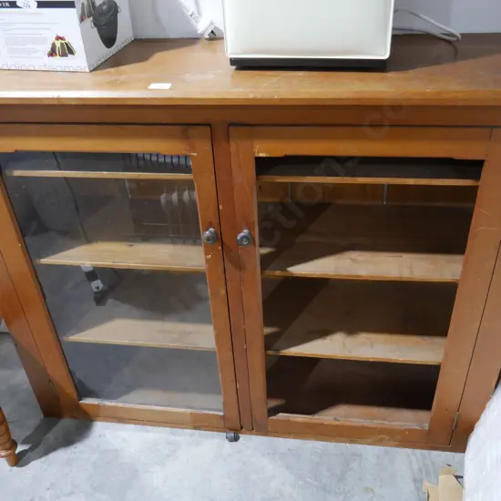 Glass door cabinet, one glass panel missing