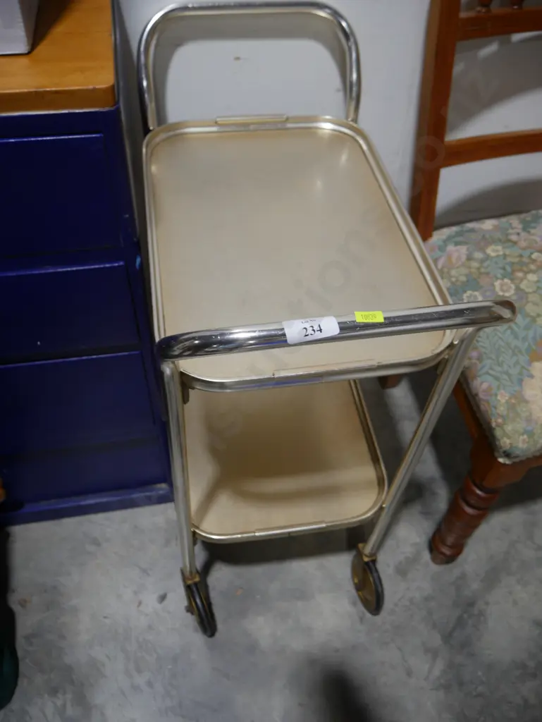 Tea trolley Image 1++