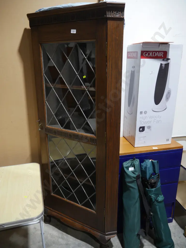 Corner display cabinet Image 1++