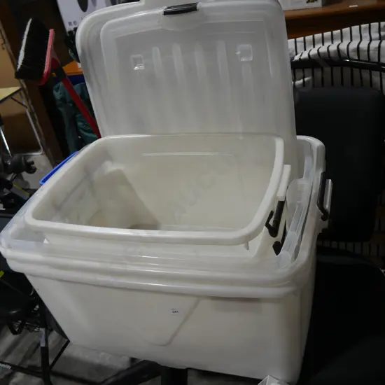 Assorted storage containers