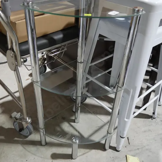 Corner glass shelf unit