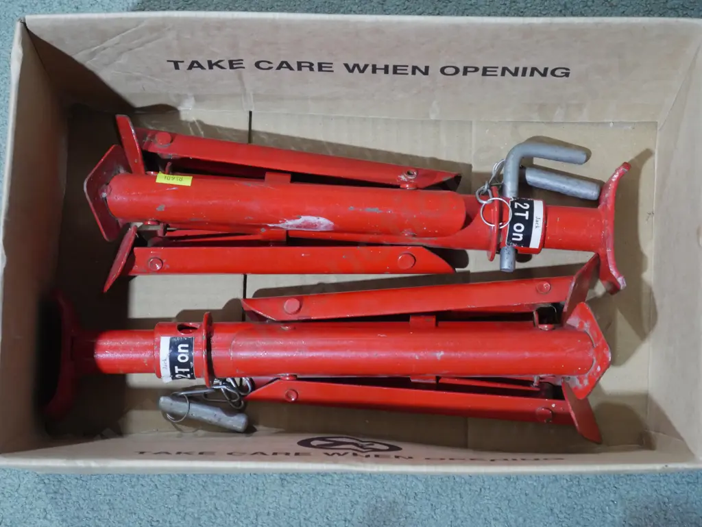 Axle stands Image 1++
