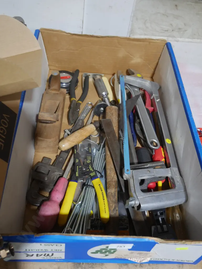 Box of tools Image 1++