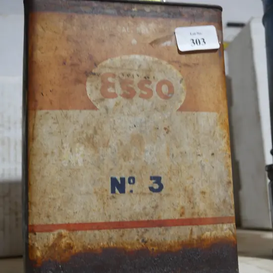 Esso oil can