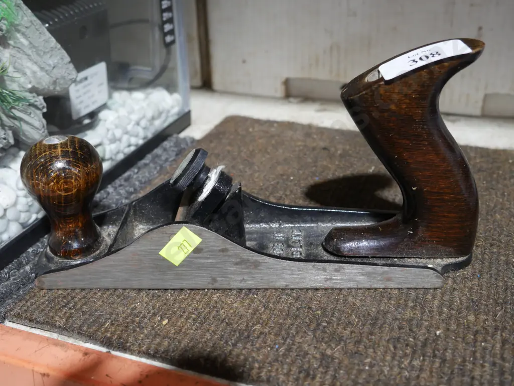 Wood plane Image 1++