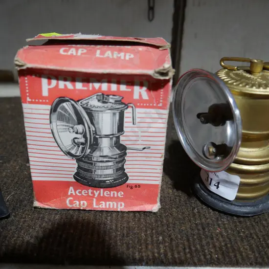 Acetylene cap lamp