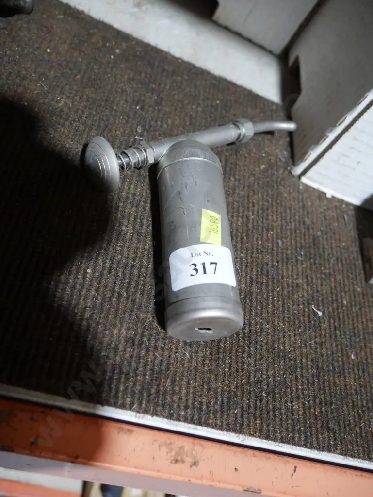 Pressure oiler Image 1++