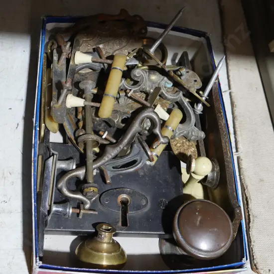 Assorted handles etc