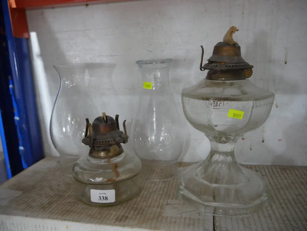 Two glass lanterns Image 1++