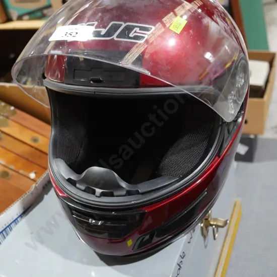Motorcycle helmet