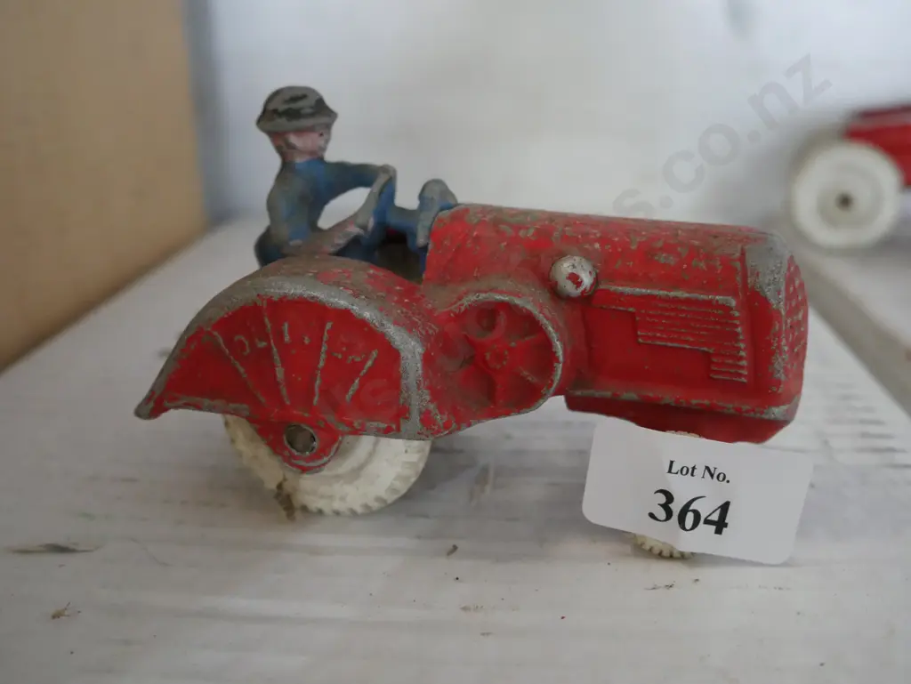 Fun ho tractor Image 1++