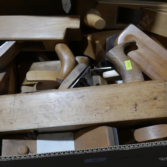 Assorted wood planes