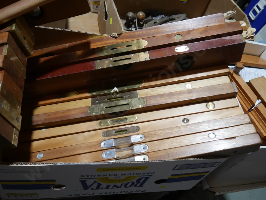 Assorted vintage levels Image 1++