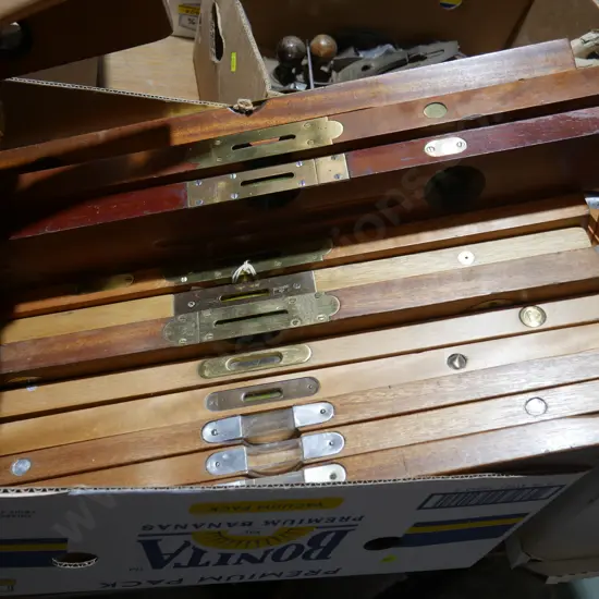 Assorted vintage levels