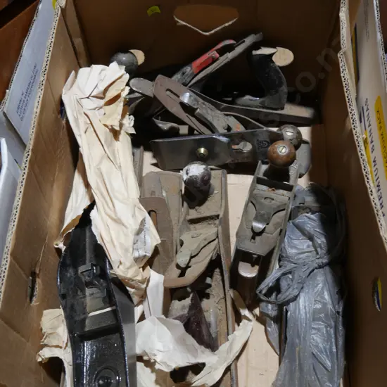 Assorted wood planes