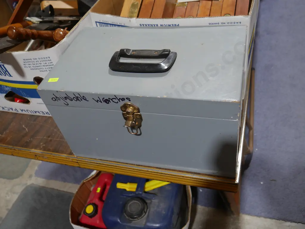 Wooden case Image 1++