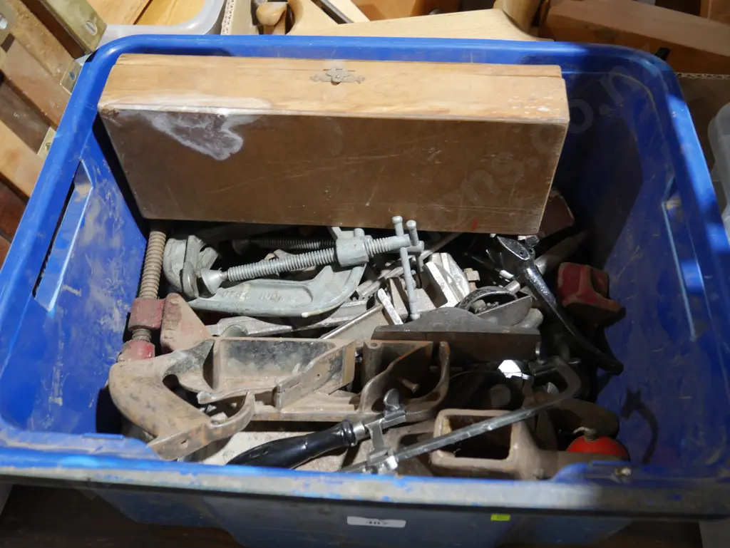 Assorted workshop hand tools Image 1++