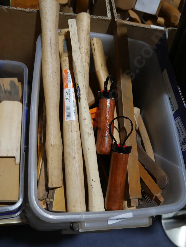 Assorted handles etc Image 1++