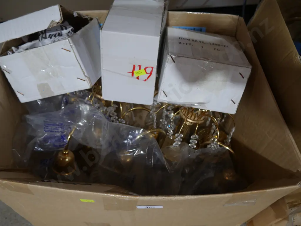 3 chandeliers Image 1++