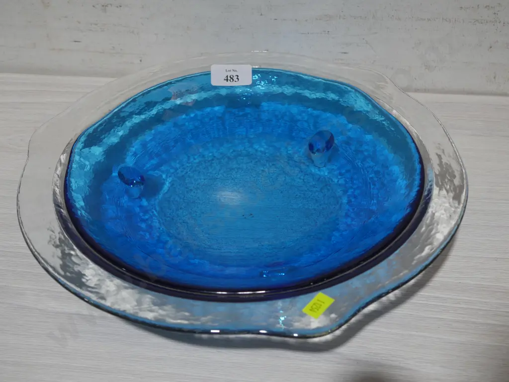 Art glass bowl Image 1++