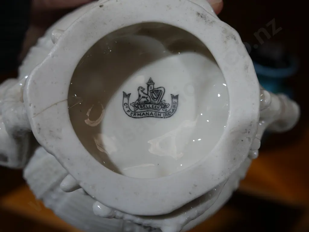 Belleek teapot Image 1++