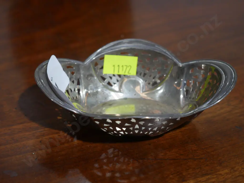 Sterling silver dish Image 1++