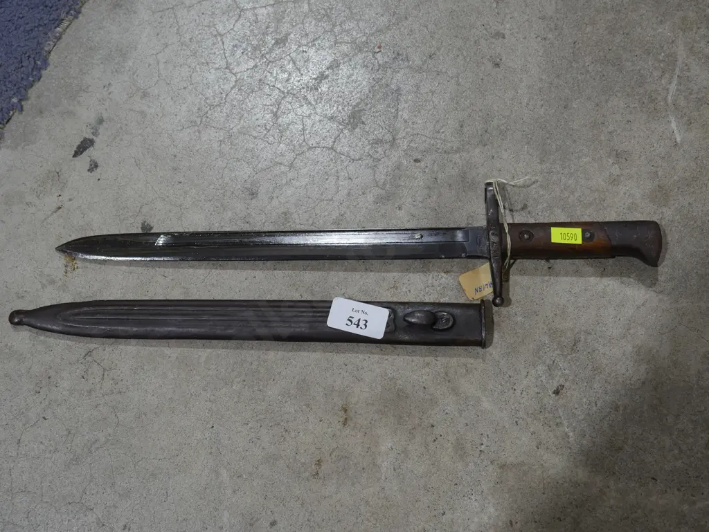 Italian bayonet Image 1++