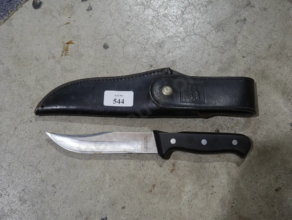 Hunting knife Image 1++