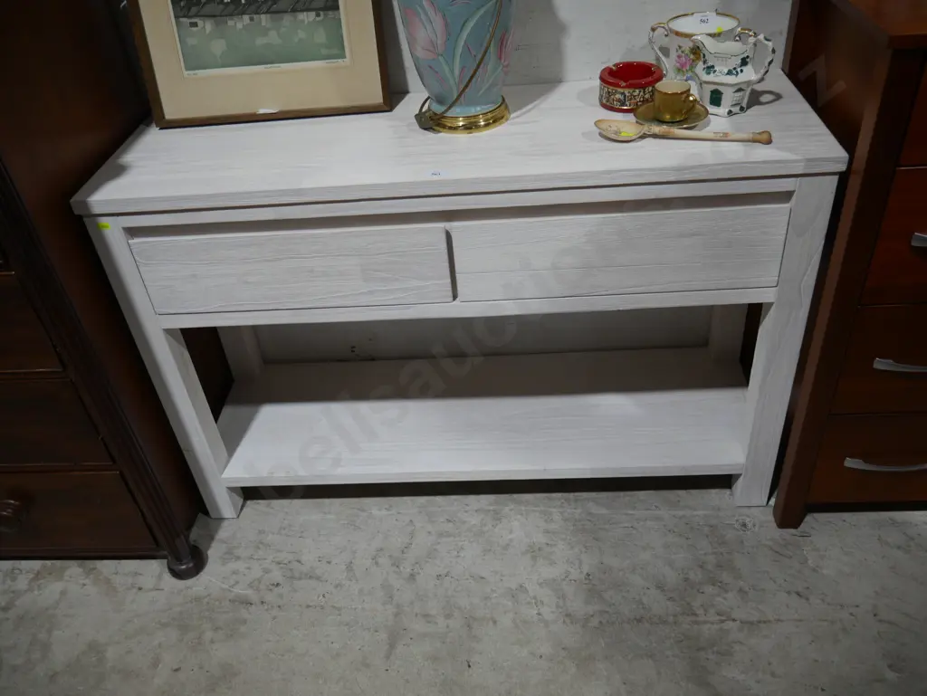 Hall table Image 1++