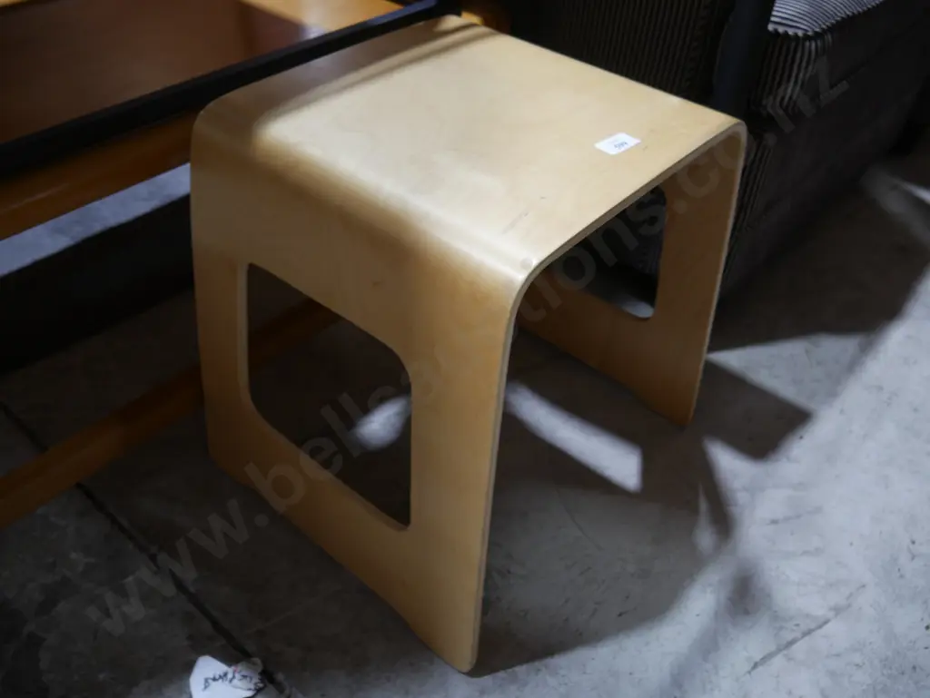 Wooden stool Image 1++
