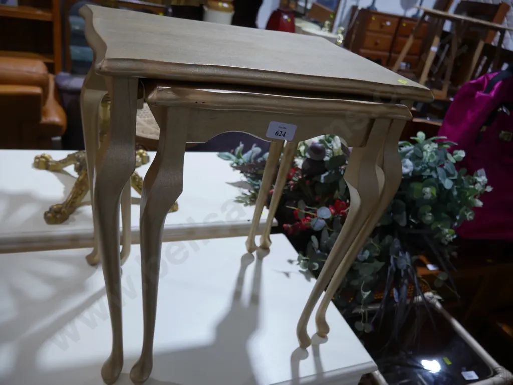 Nest of tables Image 1++