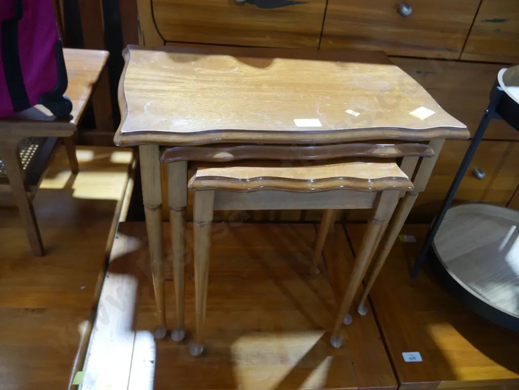 Nest of tables Image 1++