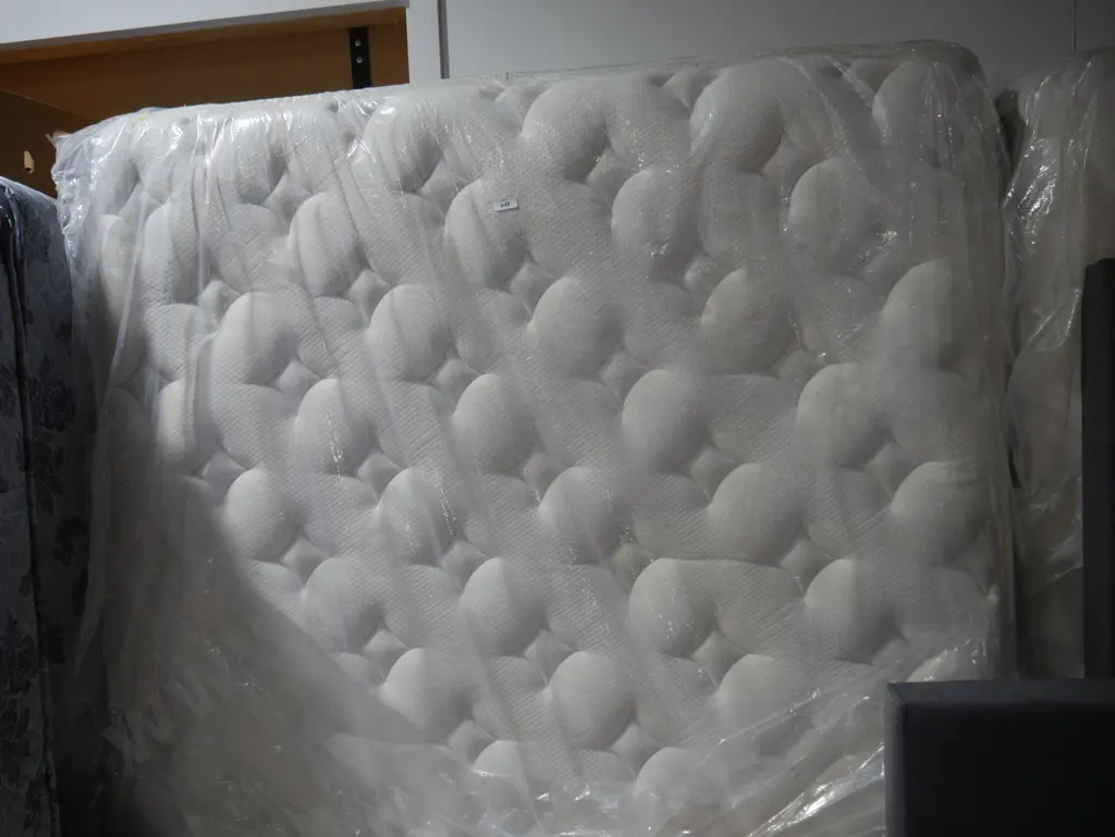 King mattress Image 1++